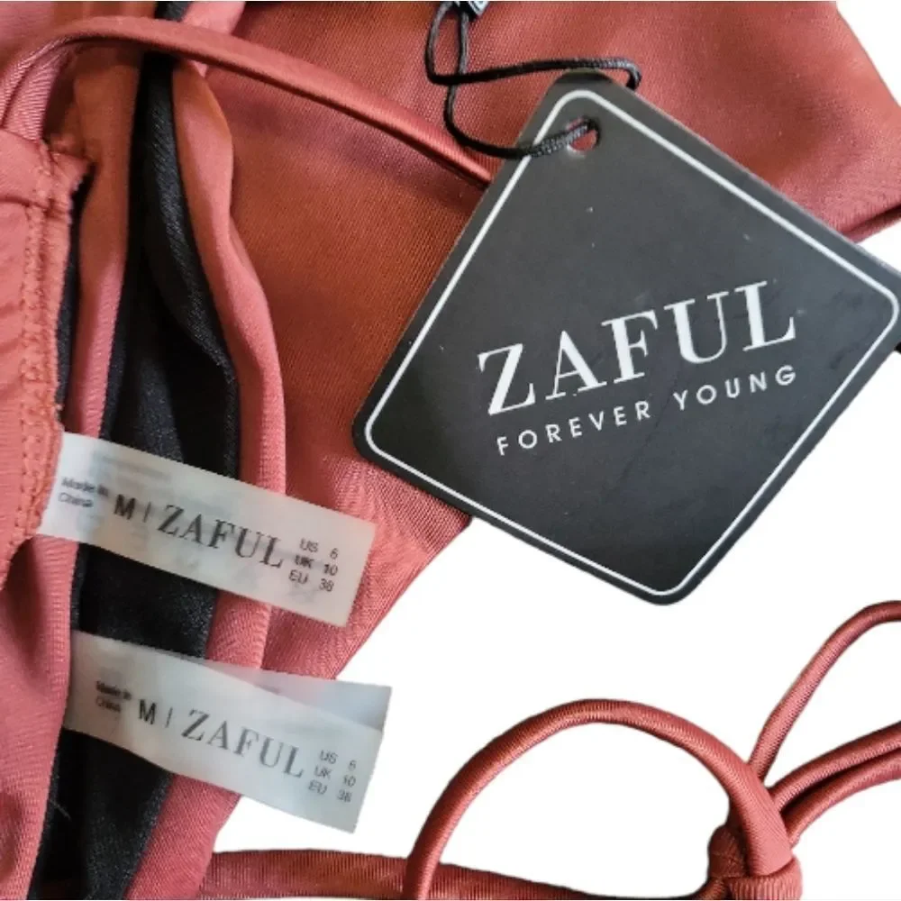 ZAFUL Burgundy 2-Piece NWT Triangle String Bikini Size‎ M